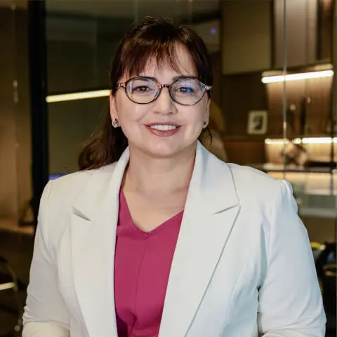 Sobre nós 4 Advogados especializados em Direito de Família, Sucessões e Empresarial em Maringá, PR.